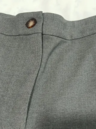 Pantalón gris globo