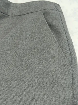 Pantalón gris globo