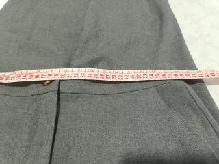 Pantalón gris globo