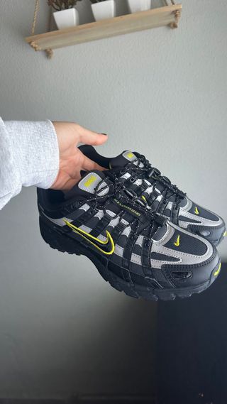 Nike P600 Negro Amarillo