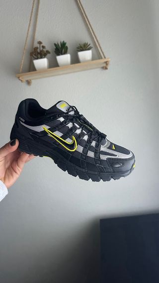 Nike P600 Negro Amarillo