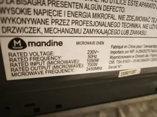 Microondas rojo Mandine