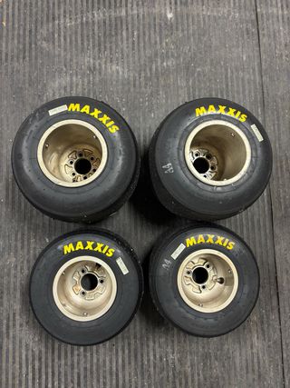 Set 4 Llantas Magnesio Parolin