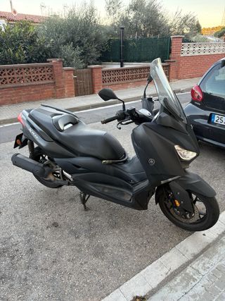 Yamaha XMAX 125cc Scooter