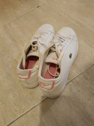 Zapatillas Lacoste Blancas y Rosas