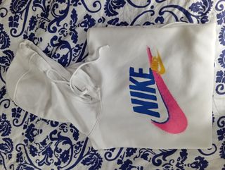 Sudadera Nike Blanca con Logo