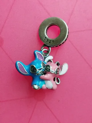 Charm Plata Ángel y Stitch
