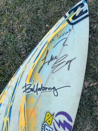 Tabla de surf Luke Egan 2004 Mundaka