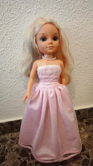 3 Muñecas Nancy con Ropa y Accesorios