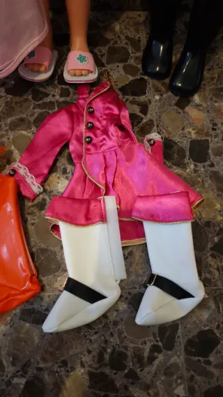 3 Muñecas Nancy con Ropa y Accesorios