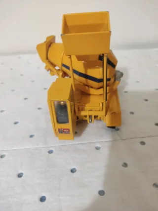 Camión Hormigonera JOAL