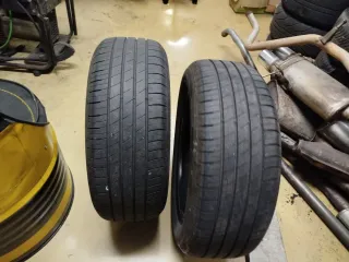 Neumáticos Goodyear 215/55/17 98W