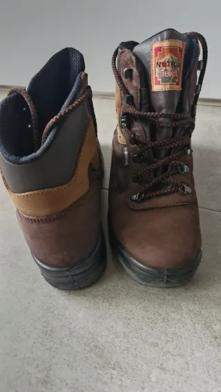 Botas de Monte. Marrones