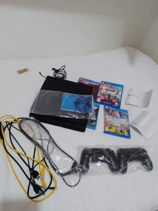 Consola PS4 (PlayStation 4) Negra + 2 Mandos