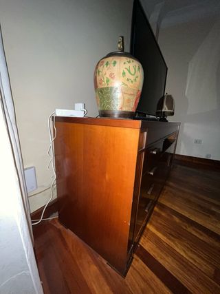 Urge venta Cómoda de salón de madera
