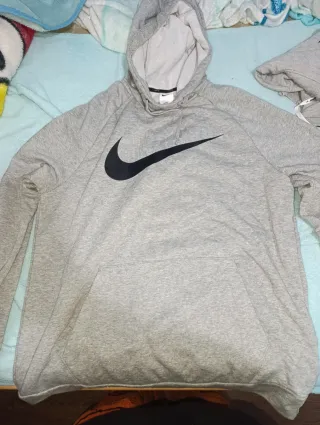 Sudadera Nike Gris