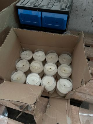 Caja de 12 velas aromáticas en vaso de cristal