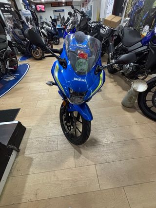 Suzuki GSX-R 125 Azul 2019  50.000km