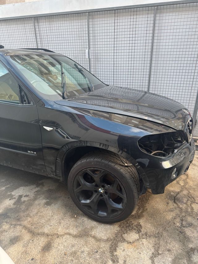 Aleta BMW X5 E70 Negra