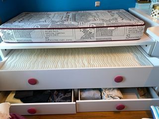 Habitación juvenil doble con cajones