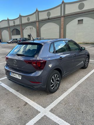 Volkswagen Polo 2022 automatico, 110cv