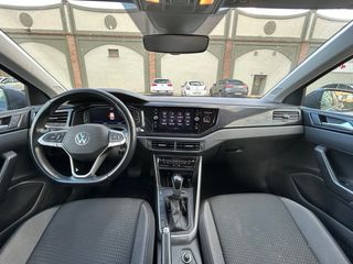 Volkswagen Polo 2022 automatico, 110cv