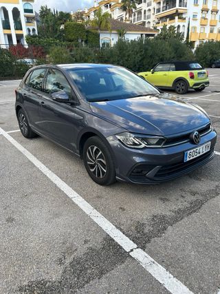 Volkswagen Polo 2022 automatico, 110cv