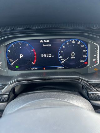 Volkswagen Polo 2022 automatico, 110cv