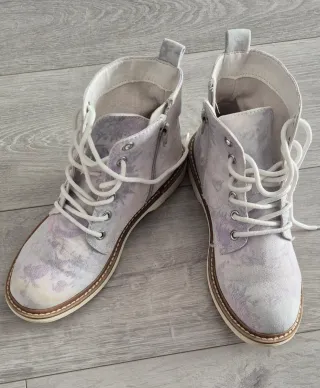 Botines Catwalk Morado y Blanco