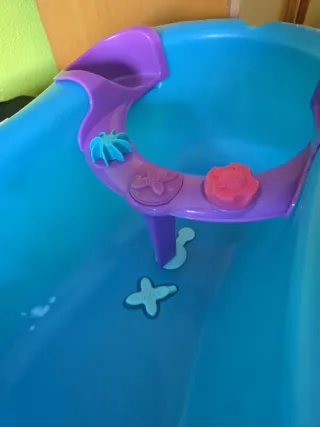 Bañera bebé azul con accesorios