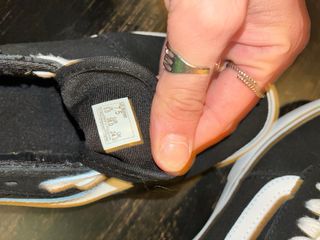 Zapatillas Vans Negras y Blancas