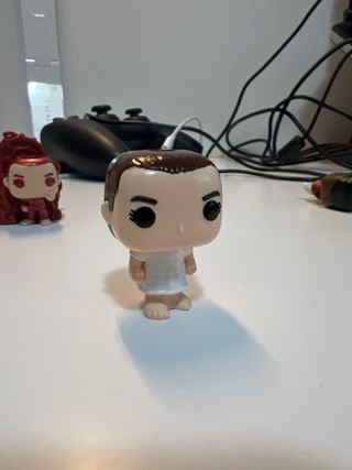 Figuras Stranger Things Kinder Joy