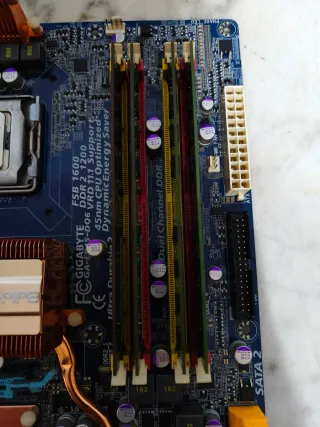 PLACA BASE + CPU LGA 775 + 8GB DE RAM