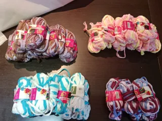 Lanas para tejer sin estrenar