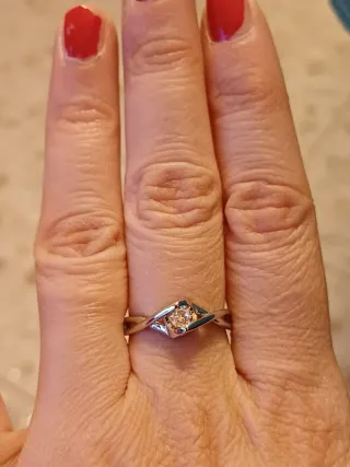 Anello solitario argento con zircone