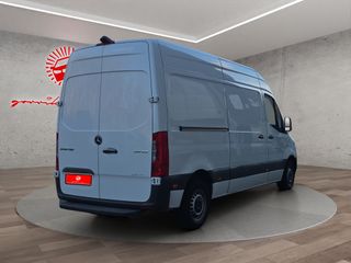 Mercedes-Benz Sprinter 2021