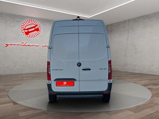 Mercedes-Benz Sprinter 2021