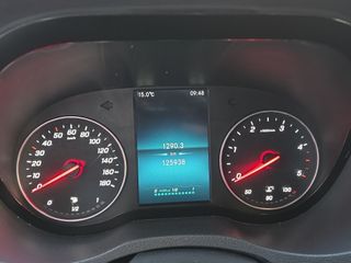 Mercedes-Benz Sprinter 2021