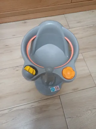 Silla de bañera para bebé gris