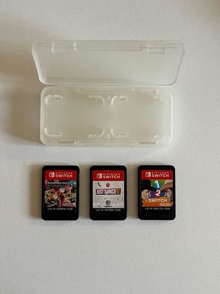 Nintendo Switch Azul y Rojo en perfecto estado.