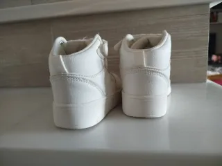 Zapatillas niño talla 25-26