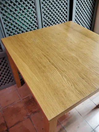 MESA EXTENSIBLE SALON