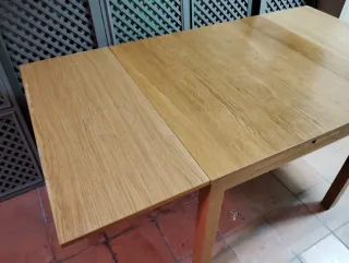 MESA EXTENSIBLE SALON