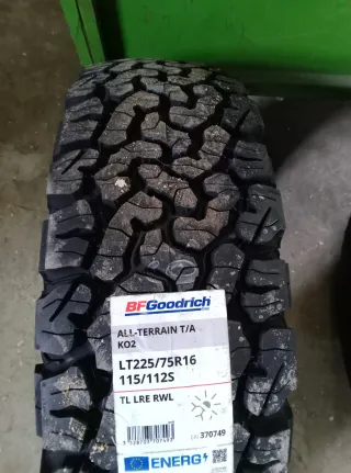 225/75R16 bf goodrich all terrain