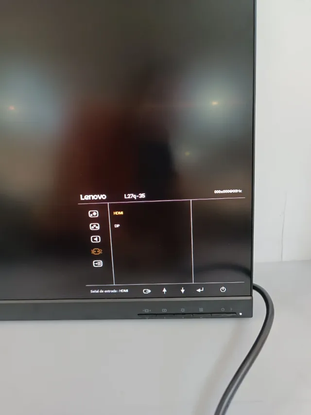 Monitor Gaming Lenovo P11Y1621