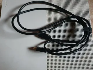 Xbox One S 1TB Mando + Cable HDMI