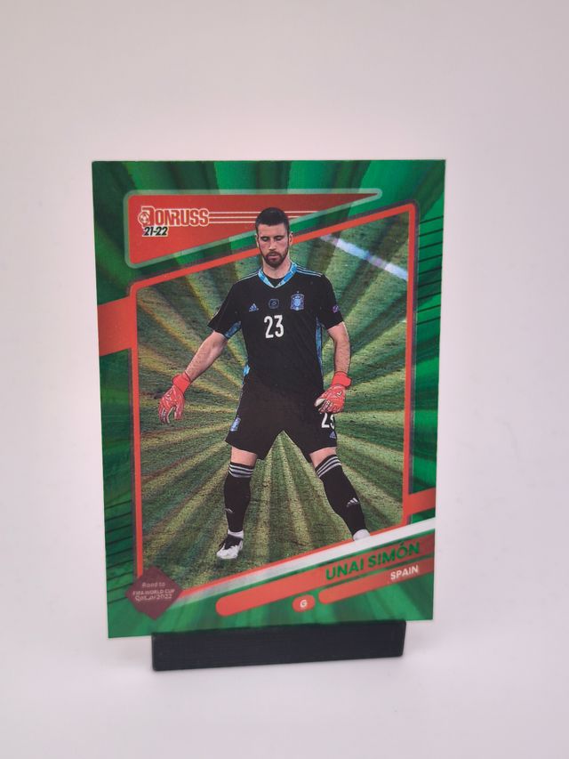 Unai Simon GREEN HOLO LASER 21-22 Donruss España