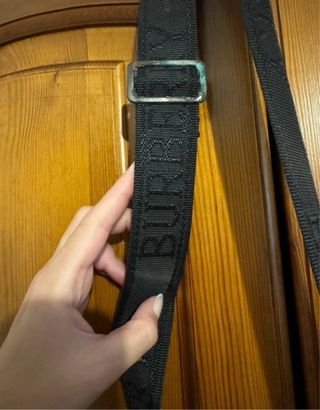 Bolso bandolera Burberry negro