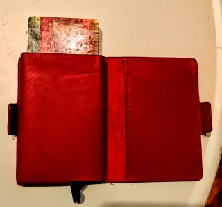 Porta tessere in vera pelle rossa