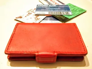 Porta tessere in vera pelle rossa